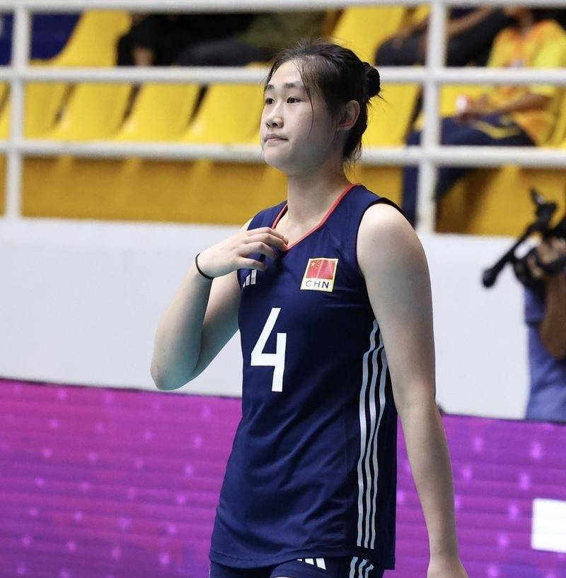 本土女足名将斩获赛季MVP，成为焦点人物