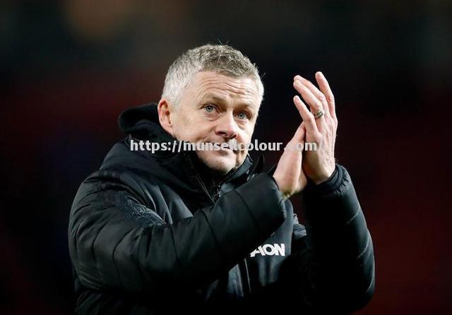 索肖队长领衔破门,助球队取得胜利 索肖队长领衔破门,助球队取得胜利