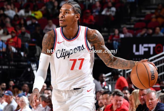 星空体育-马赛强势逆袭，连胜三场稳步上升