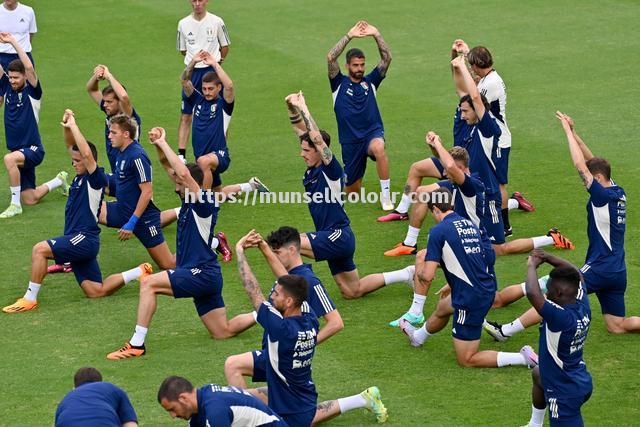 星空体育-意大利足球联赛球员入选国家队备战国际赛